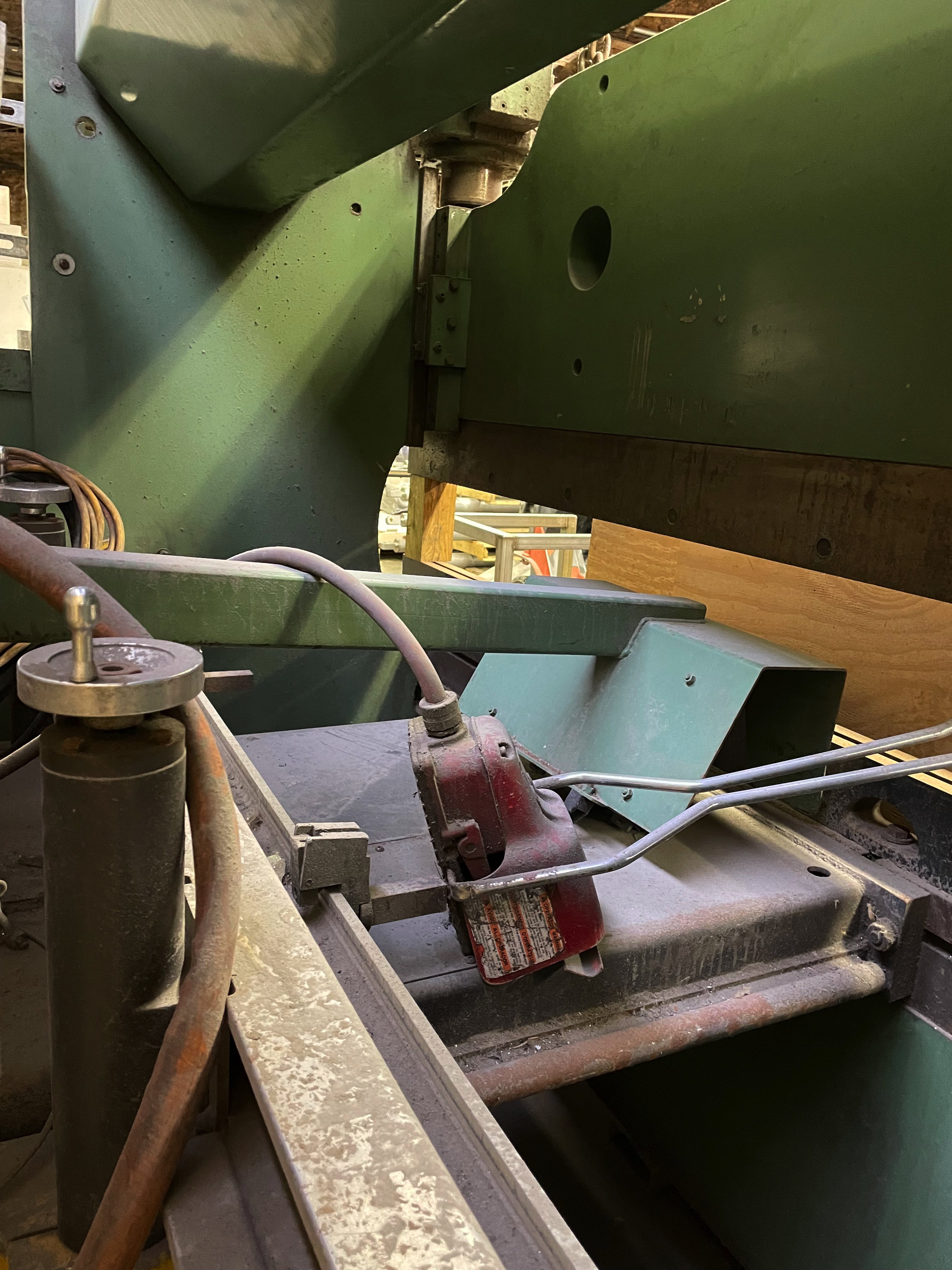 90 Ton X 8’ Cincinnati Model 90CBII CNC Press Brake